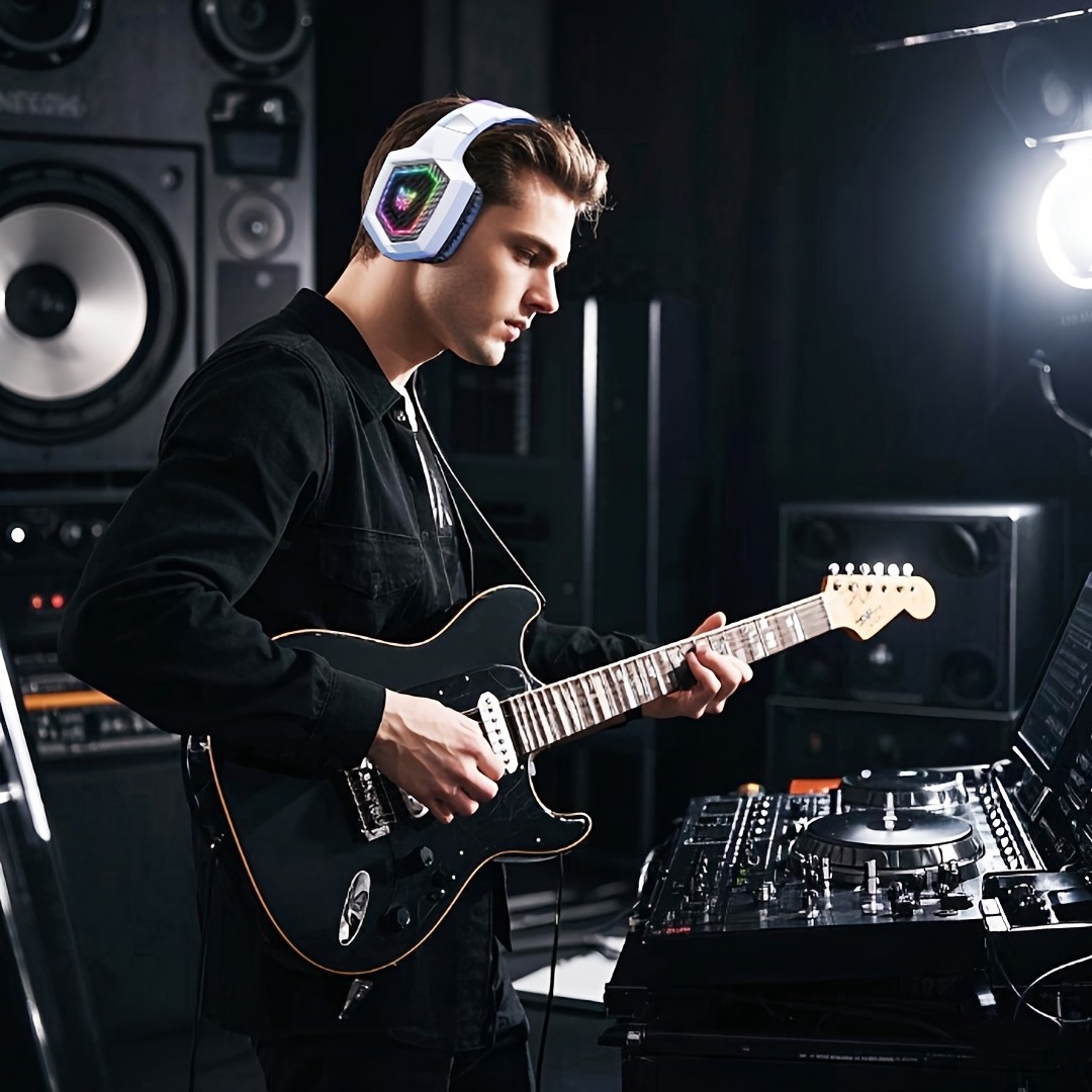 ONIKUMA Wireless 2.4G Gaming Headset – Seamless Connectivity with Long Battery Life and Lossless Audio