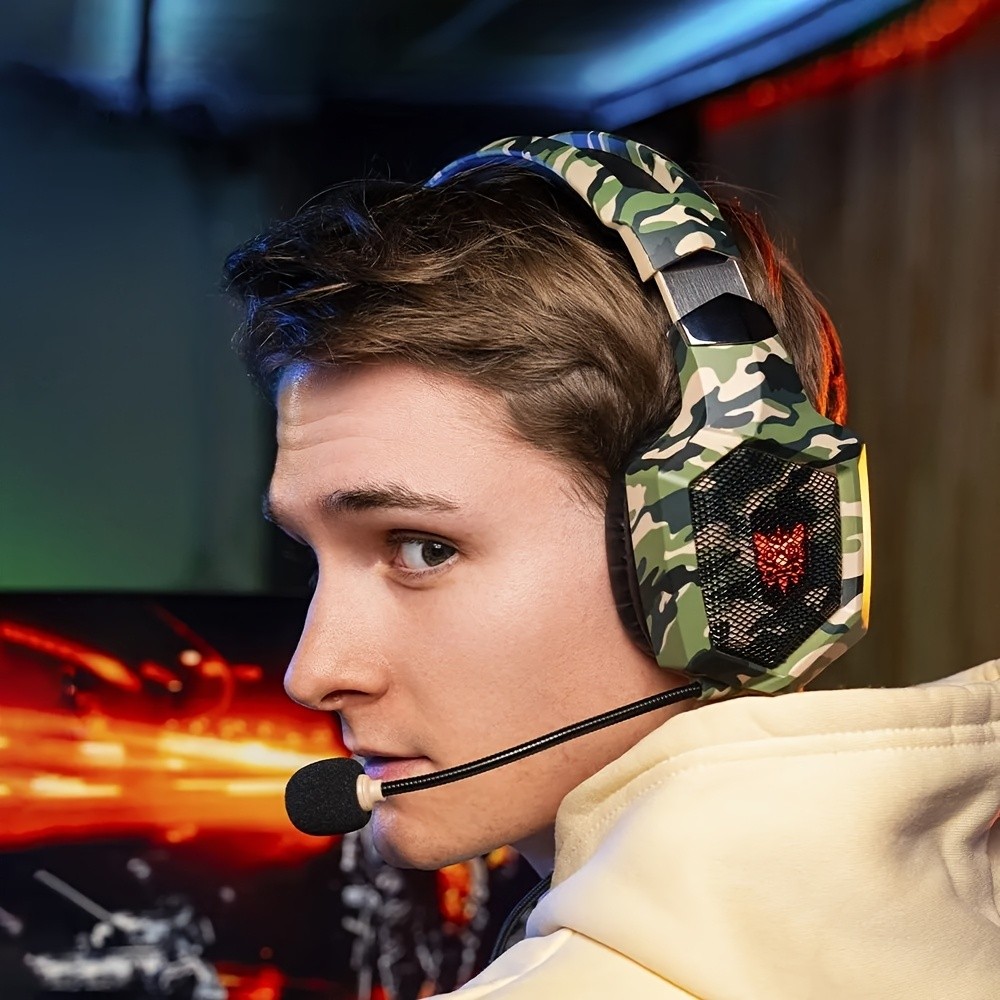 ONIKUMA Wired Gaming Headset – High-Definition Microphone, RGB Lighting, Immersive Sound for PS4, PS5, and PC