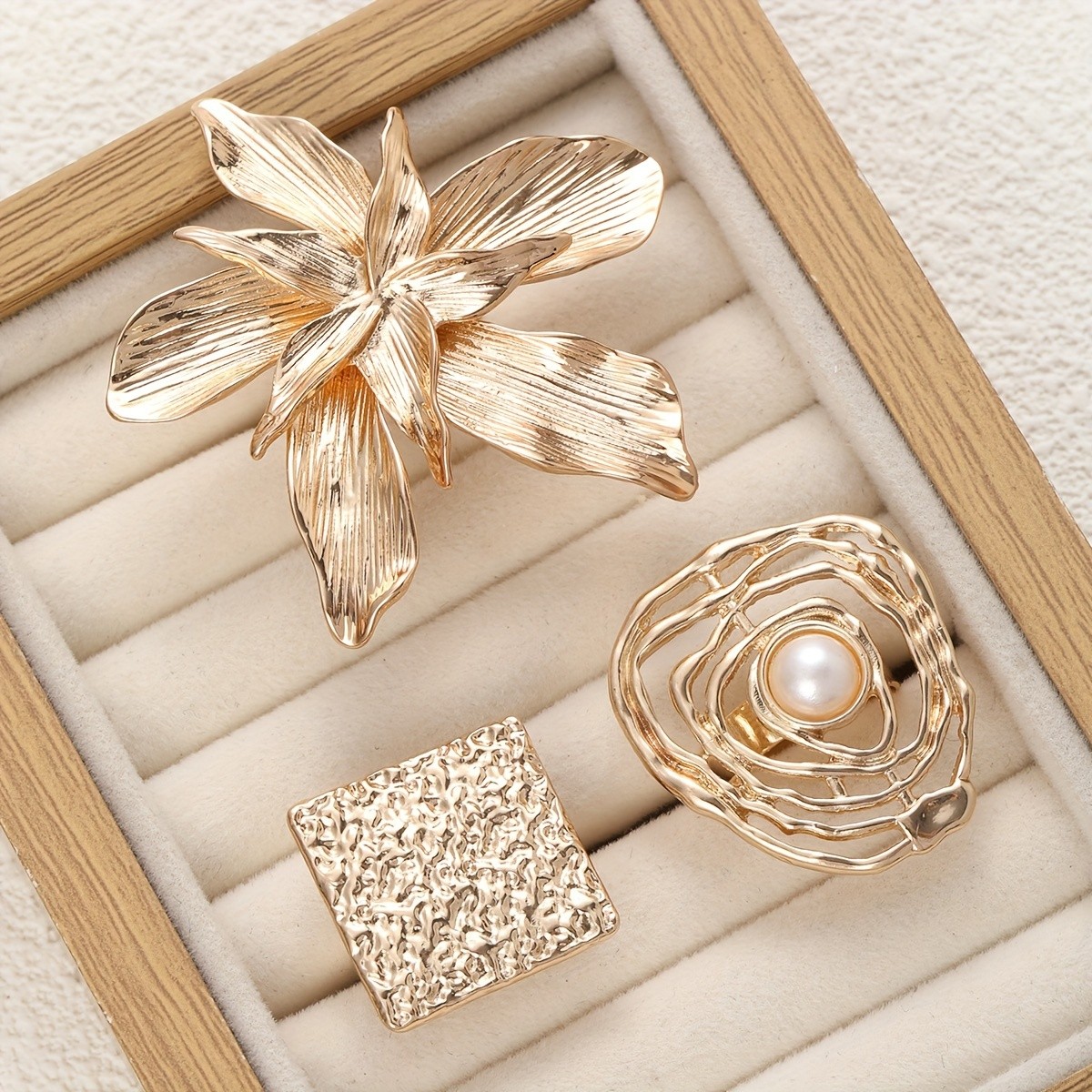 17 MILE Women’s 3pcs Minimalist Hollow-Out Floral & Faux Ring Set