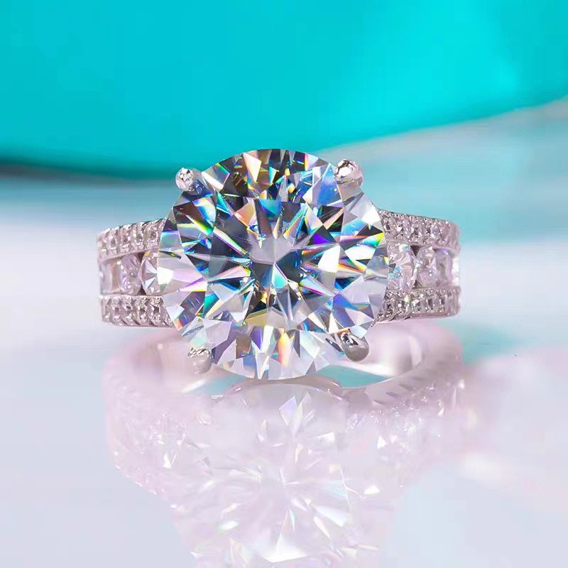 LOVESSOM 10 Carat Moissanite Ring