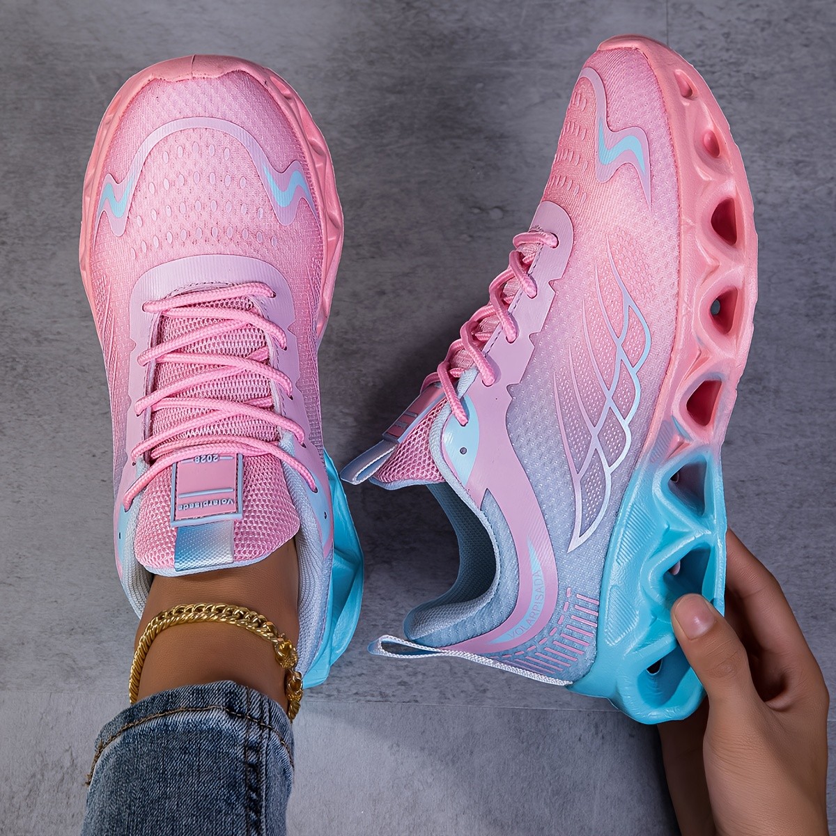 VOLARPISADA Women's Lightweight and Breathable Athletic Shoes