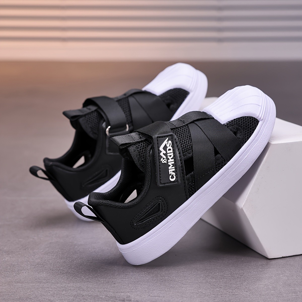 CAMKIDS Boys' Casual Sports Sandals