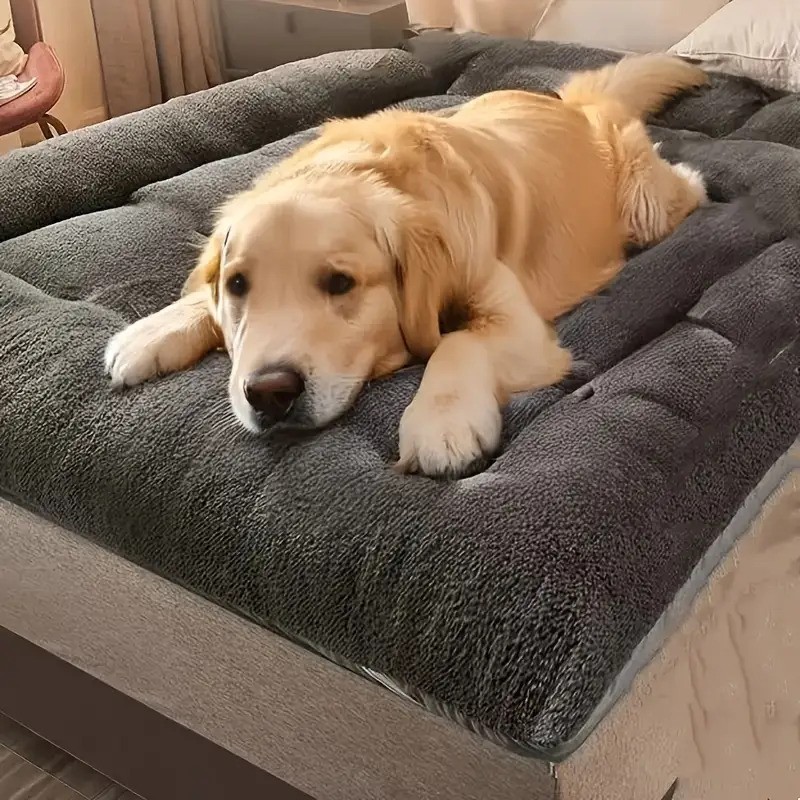 SPERMUOY Extra Large Plush Dog Bed Sofa