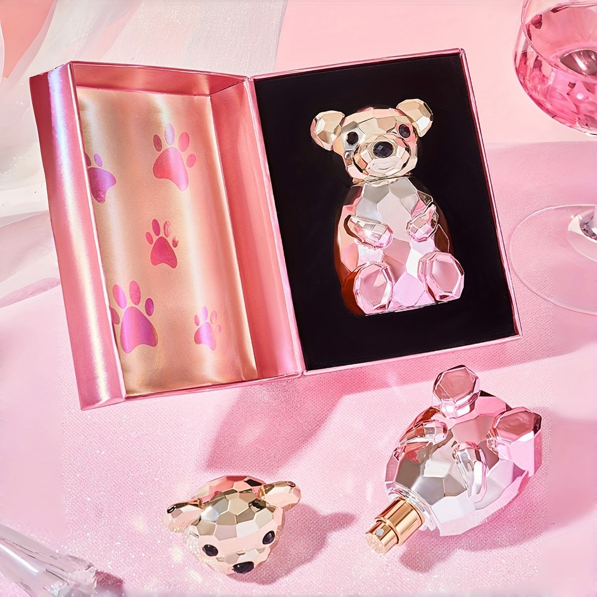 Crystal Bear Perfume – Rosa Centifolia & White Peach Fragrance