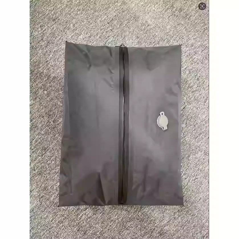 Travel Pack Vacuum Kit With Pump