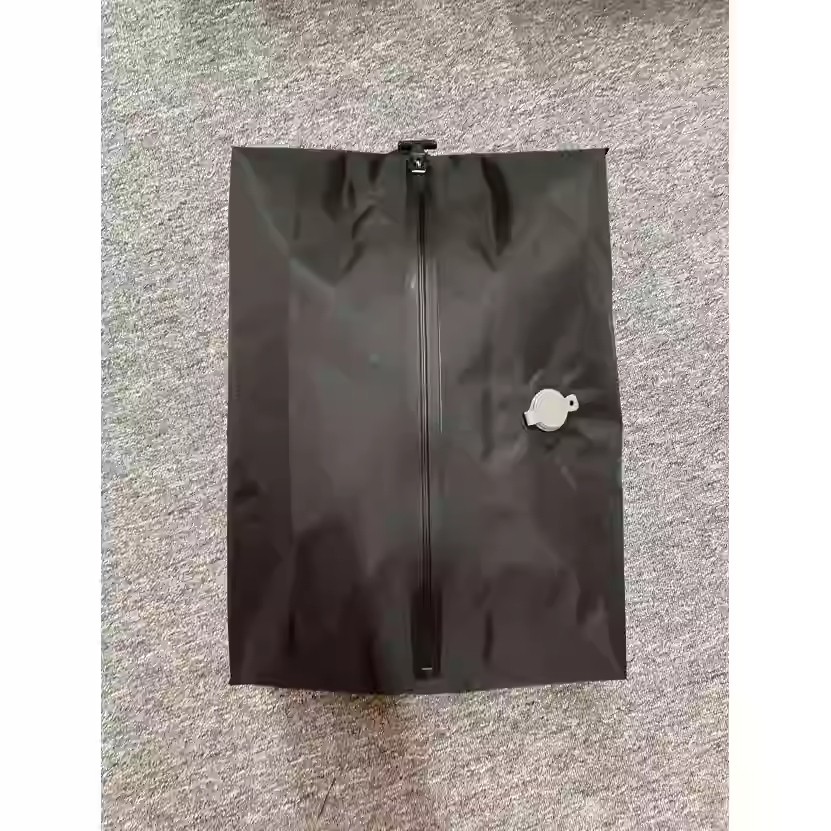 Travel Pack Vacuum Kit With Pump