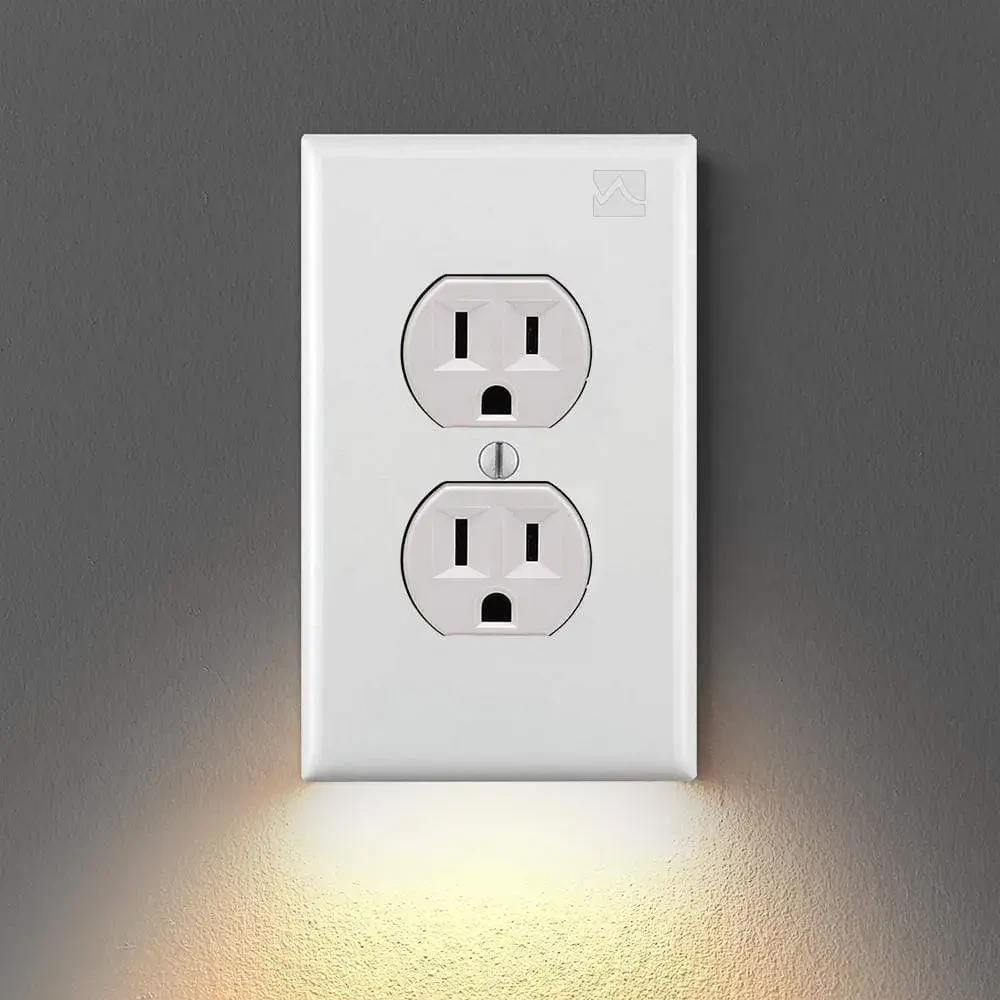 Outlet Wall Plate With Led Night Lights