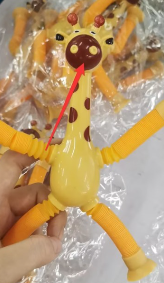 ✨Telescopic Suction Cup Giraffe Toy🦒