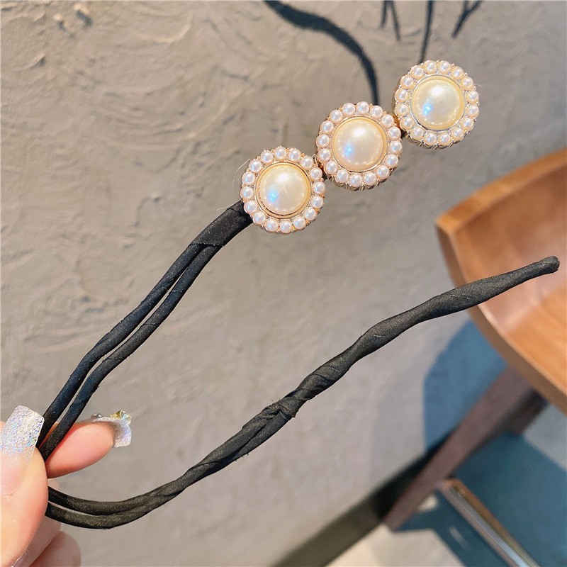 Elegant Hair Bun Maker