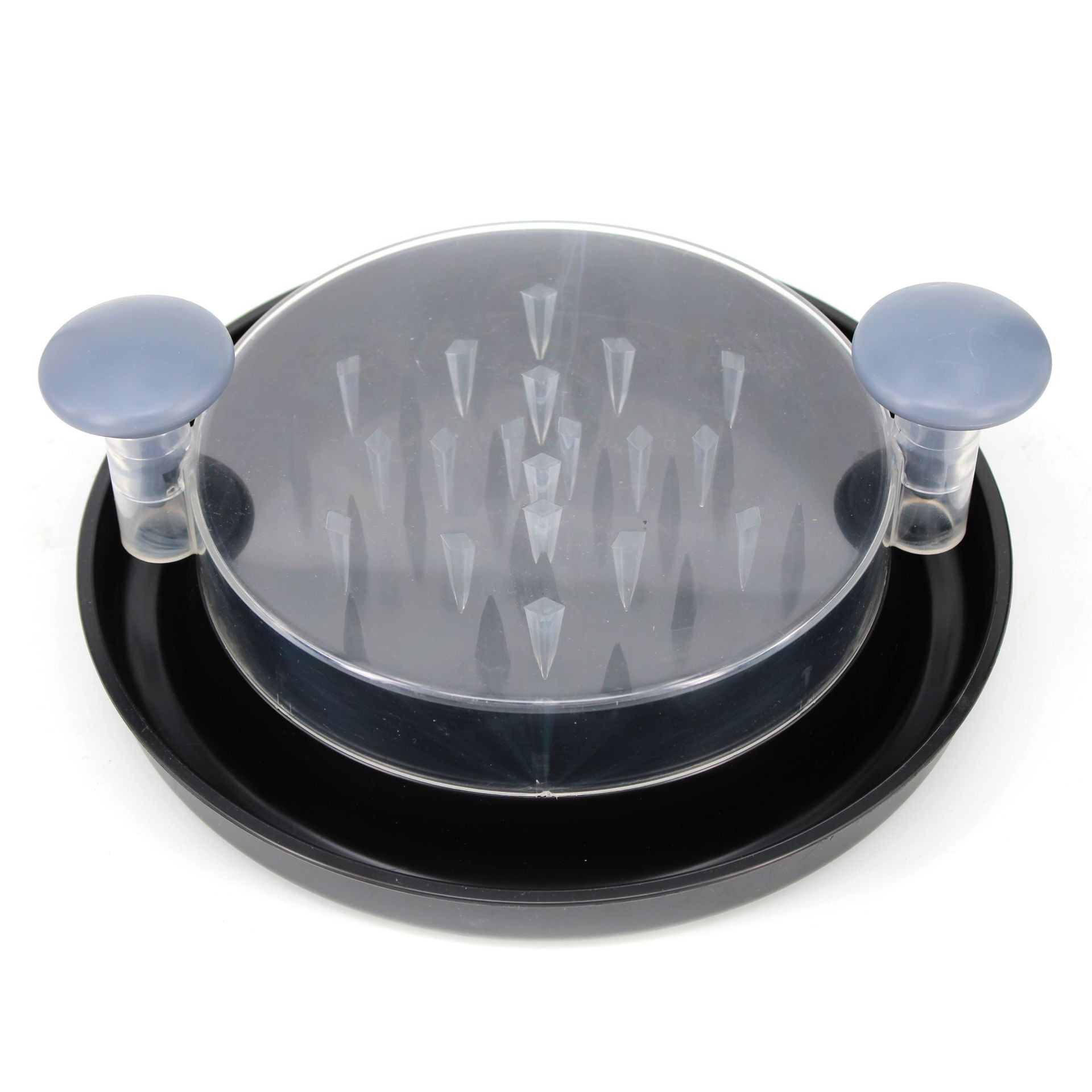 Shredding Tool with Handles