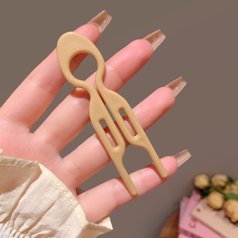 Elegant Women’s Hairpin