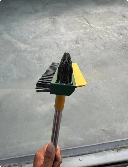 2 in 1 Floor Scrub Brush