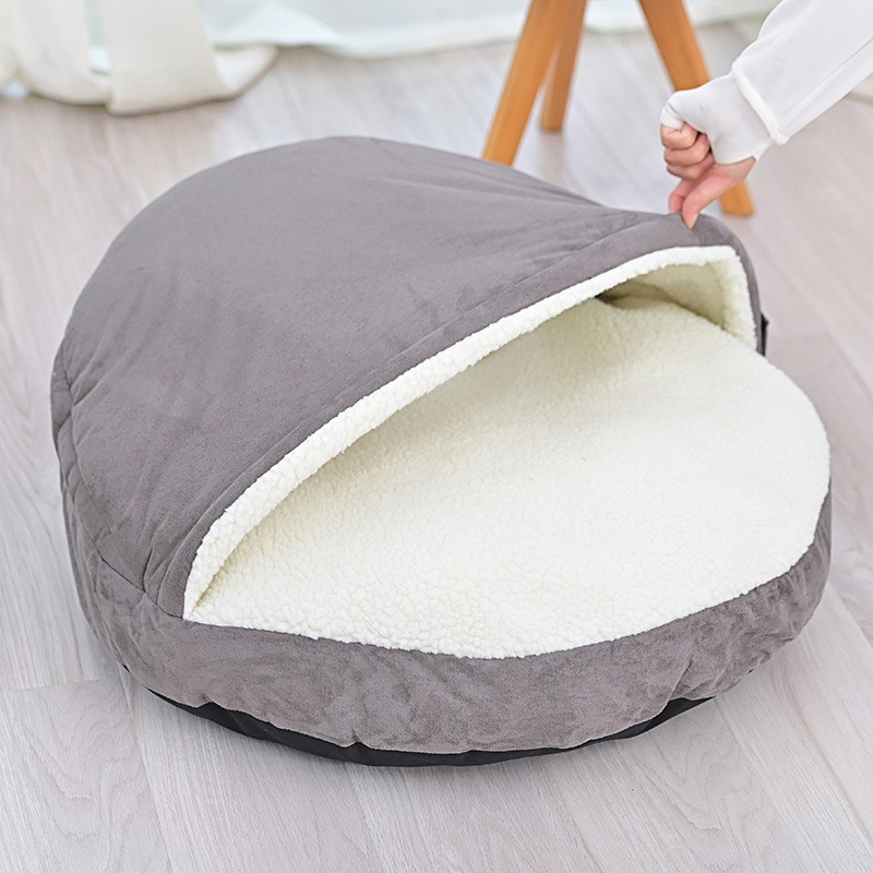 Cozy Dog Bed with Hood – Comfortable and Warm Sleeping Spot for Your Pet