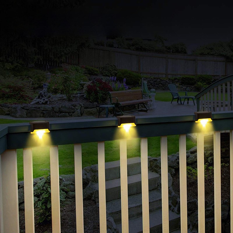 Outdoor LED Solar Lamp