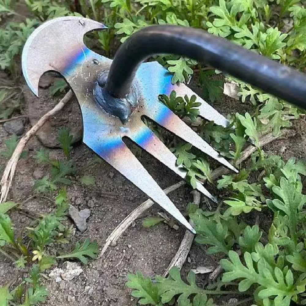 Artifact Uprooting Weeding Tool