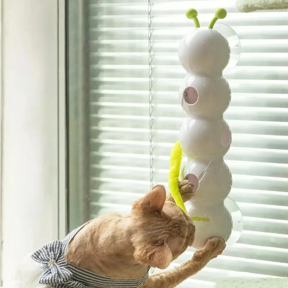 Whirlie Smart Motion Cat Toy with Worm Design