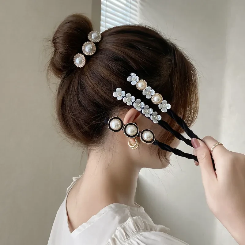 Elegant Hair Bun Maker