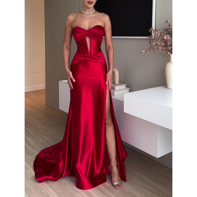 Tube Top Slit Red Extra Long Evening Dress – Bold Elegance for Unforgettable Nights