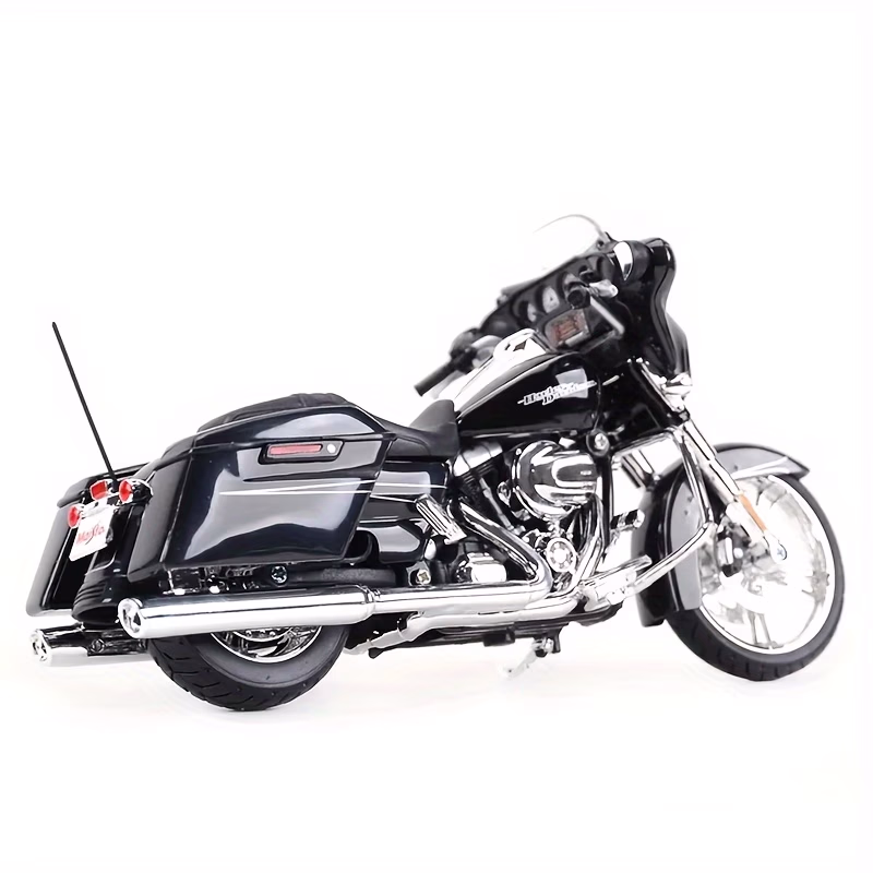 Maisto 1:12 Scale 2015 Street Glide Special Motorcycle Replica