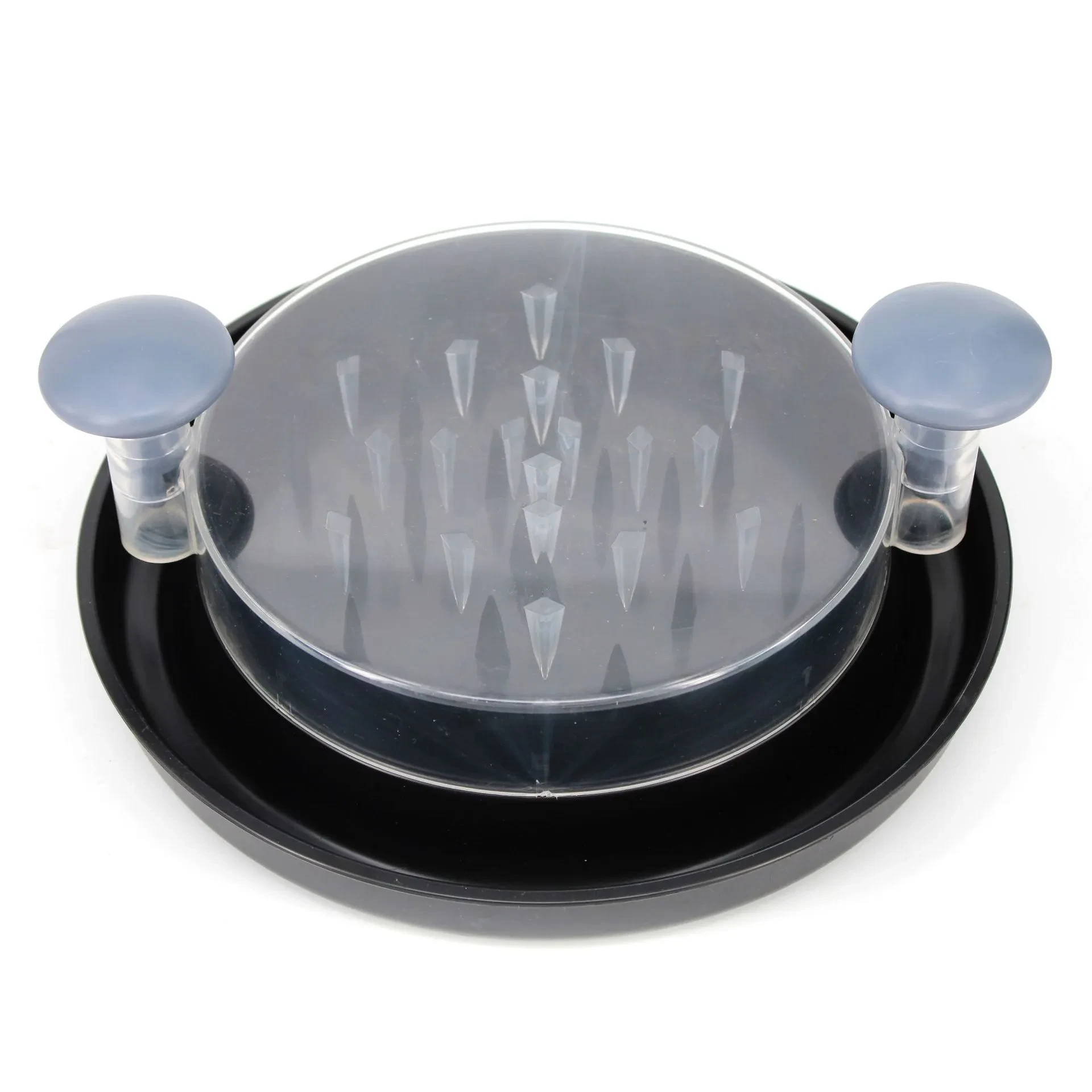 Shredding Tool with Handles