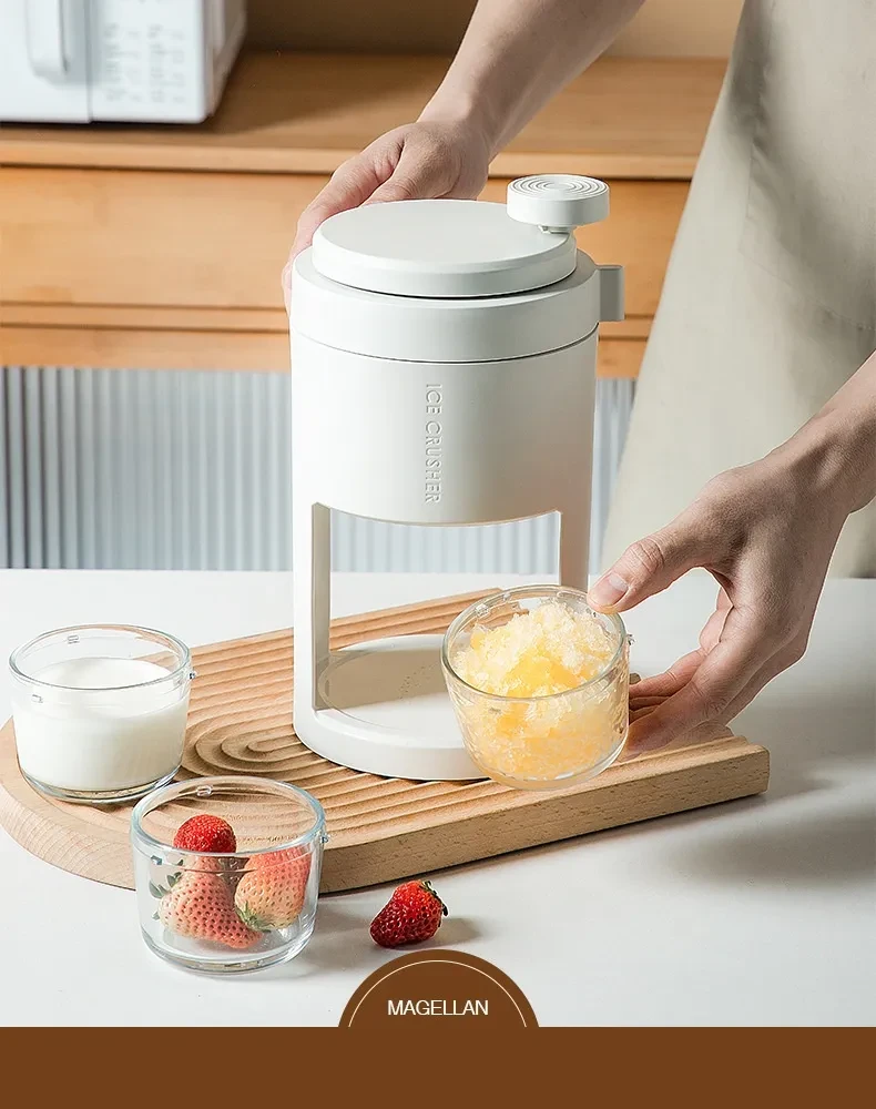 2024 new hand-operated ice crusher