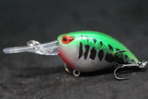 Color: Peachpuff - wLure Crankbait Wobble Fishing Lure 6cm 5g Deep Diving Tight Action Fresh Water Hard Bait Floating 8# Hooks Insect Bait C770
