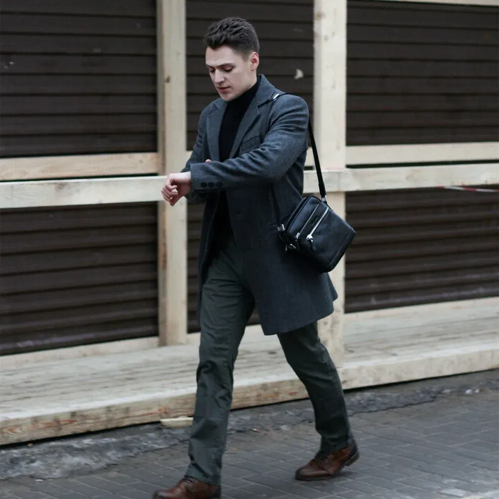 Color: Blue, Ships From: CN - BISON DENIM Classic Black Male Bag Genuine Leather Business Crossbody Bag iPad Mens Messenger Bag Casual bolsas male N2845