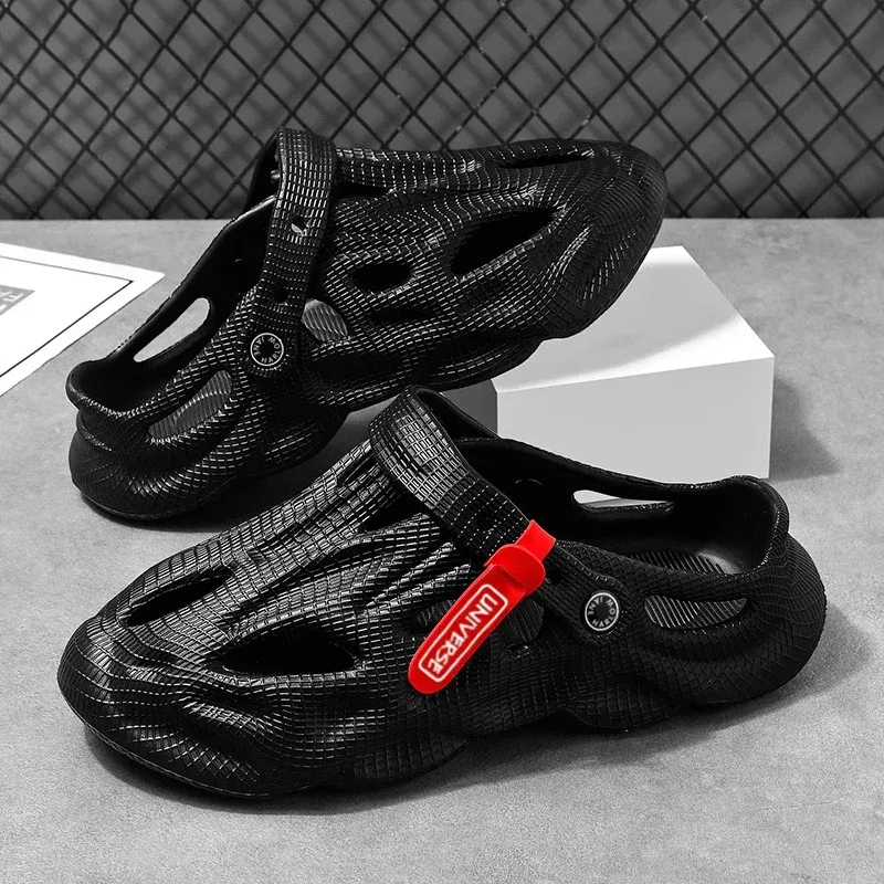 Color: black, Shoe Size: 39 - Summer Men's Clogs Sandals Lightweight Breathable Anti-slip Beach Slippers Men Outdoor Slippers Clogs Anti-slip Beach Slippers
