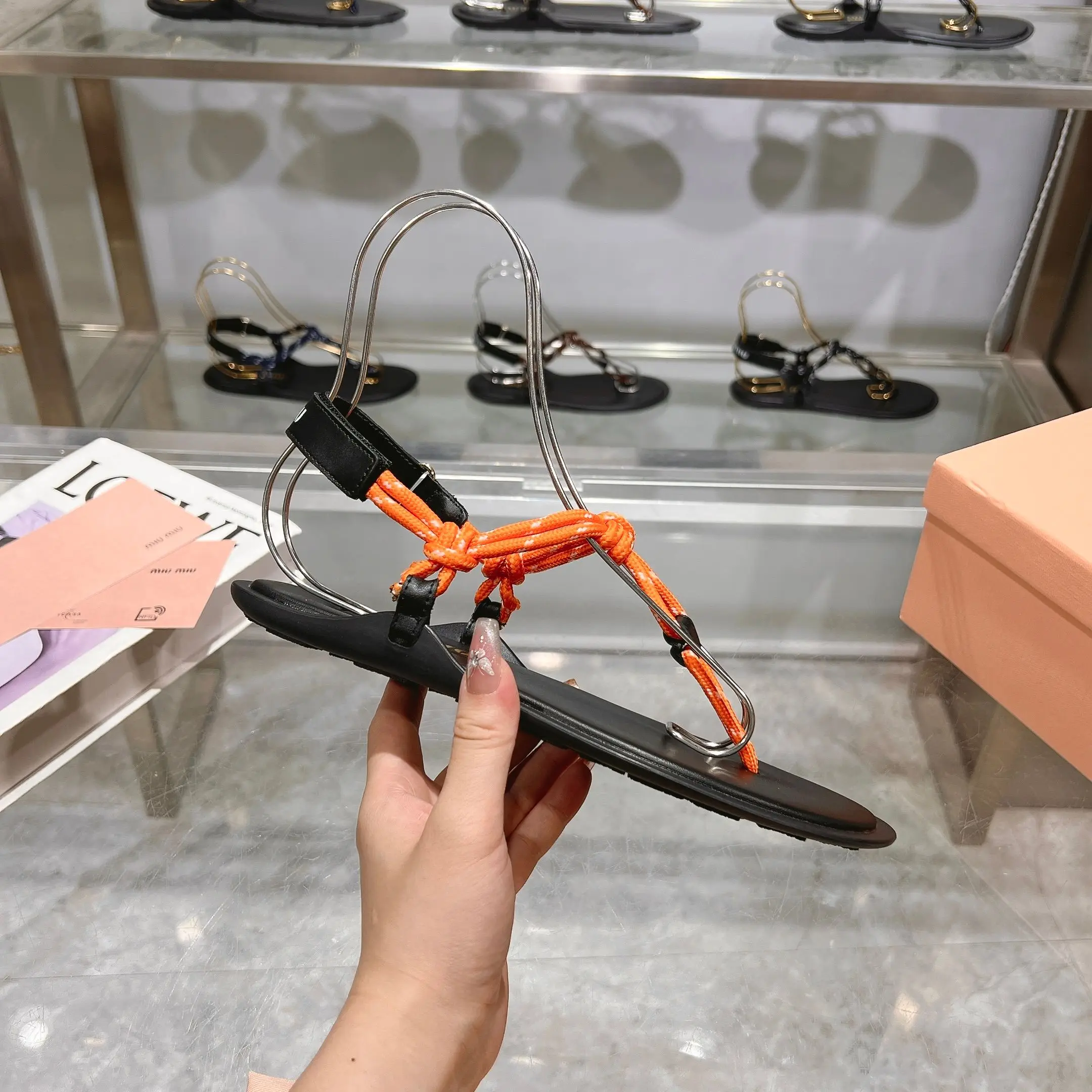 Color: Orange, Shoe Size: 41 - Fashionable and cost-effective MIU series 25 new summer products, the world's most popular flip-flops, versatile and trendy