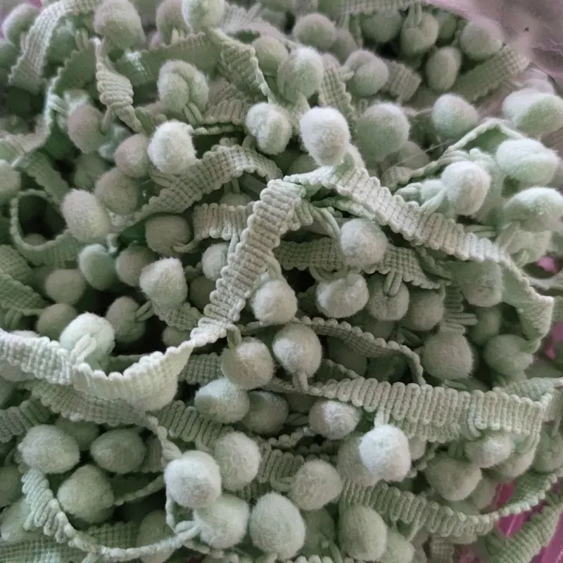 Color: green, Size: M - 1-5yard Pom pom Fringe Lace Ribbon Pompom Trim Ball Fabric DIY Sewing Tassel Lace Kintted Fabric Handmade DIY Craft Accessorie