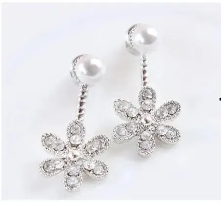 Metal Color: Light Yellow Color - Flower Earrings 2019 Punk Fashion New Earrings Lady Wild Chain Pearl Crystal Flower Earrings Gift Wholesale Ladies Earrings