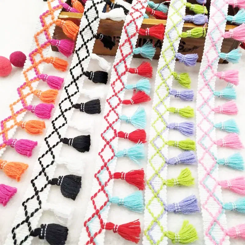 Color: WHITE - 1Yard Lace Ribbon Sewing Trim Tassel Trim Lace Fabric Sewing Fringe Sewing Lace Kintted Fabric Handmade DIY Craft Accessories