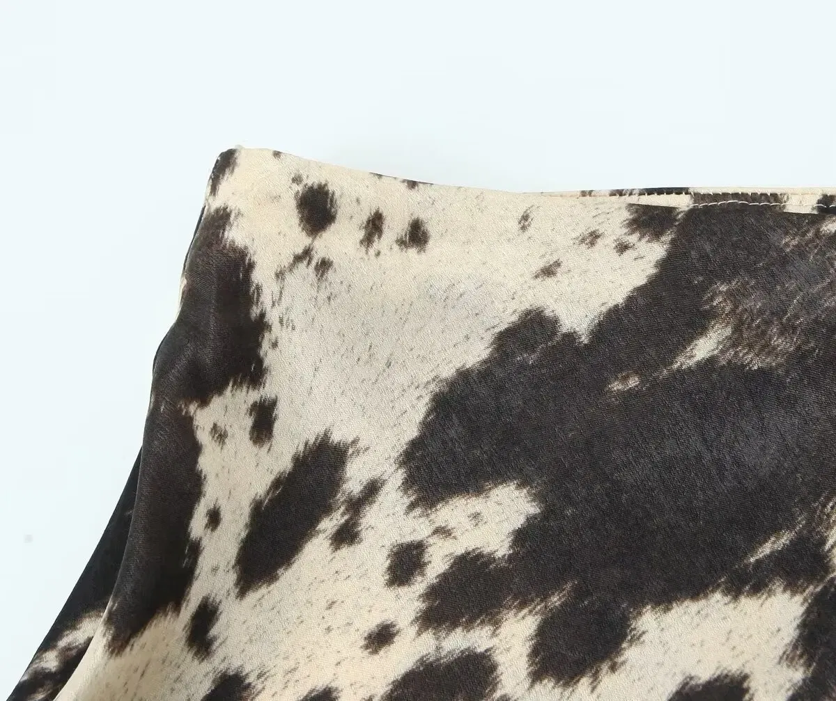 Color: Beige, Size: L - Spring and Autumn New Women's Versatile Animal Pattern Printed Silk Satin Texture Midi Half length Skirt