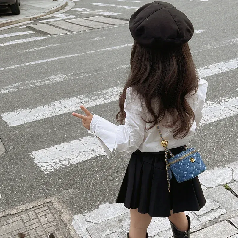 Color: Beige - New Fashion  Children's Bag Girl Baby Lingge Chain Bag Girl Crossbody Bag Handbag Bags For Girls  Free Shipping  Kids Bag