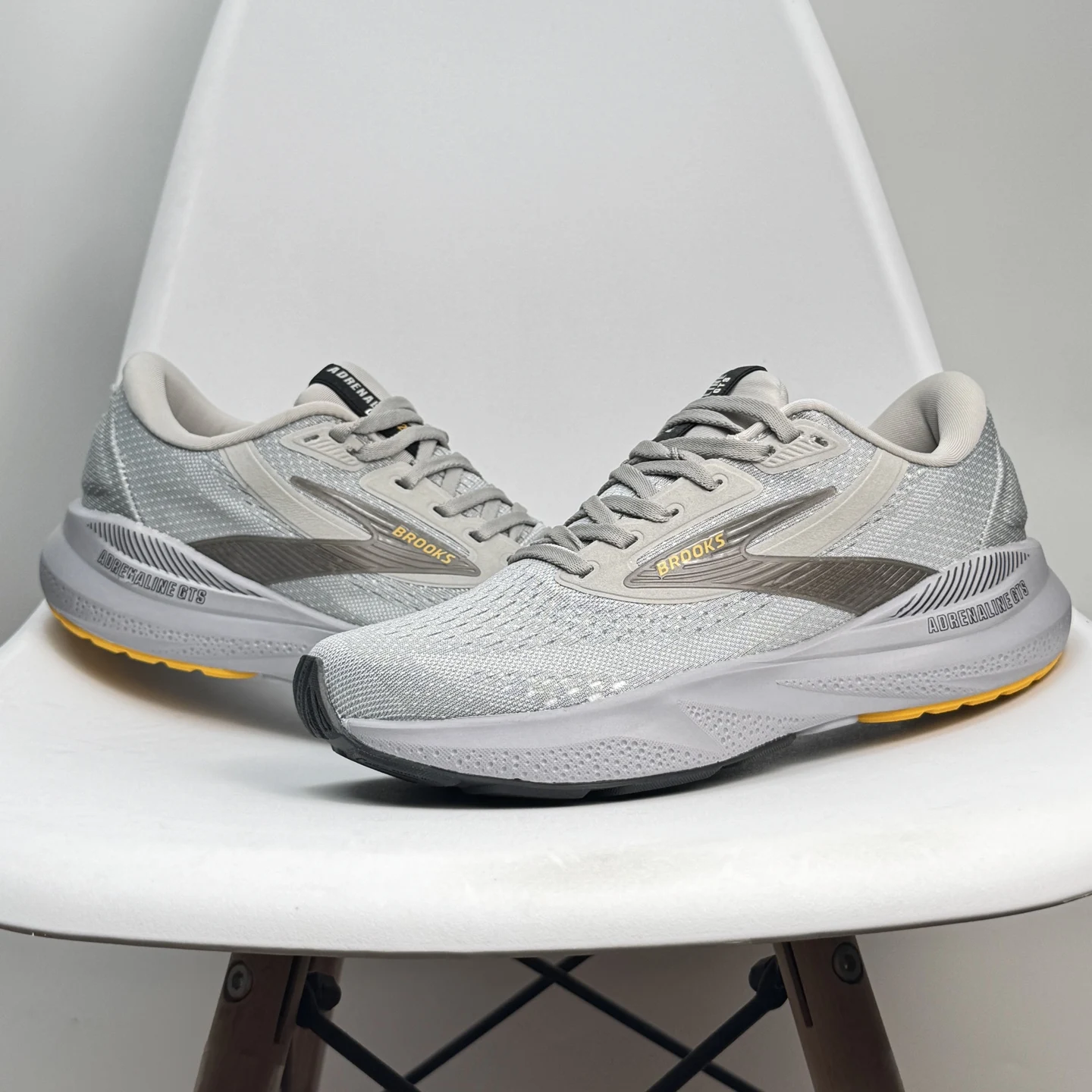Original Brooks Men's Adrenaline GTS  24 Running Shoes Cushioned Comfortable Sports Training Professional Casual Sneakers