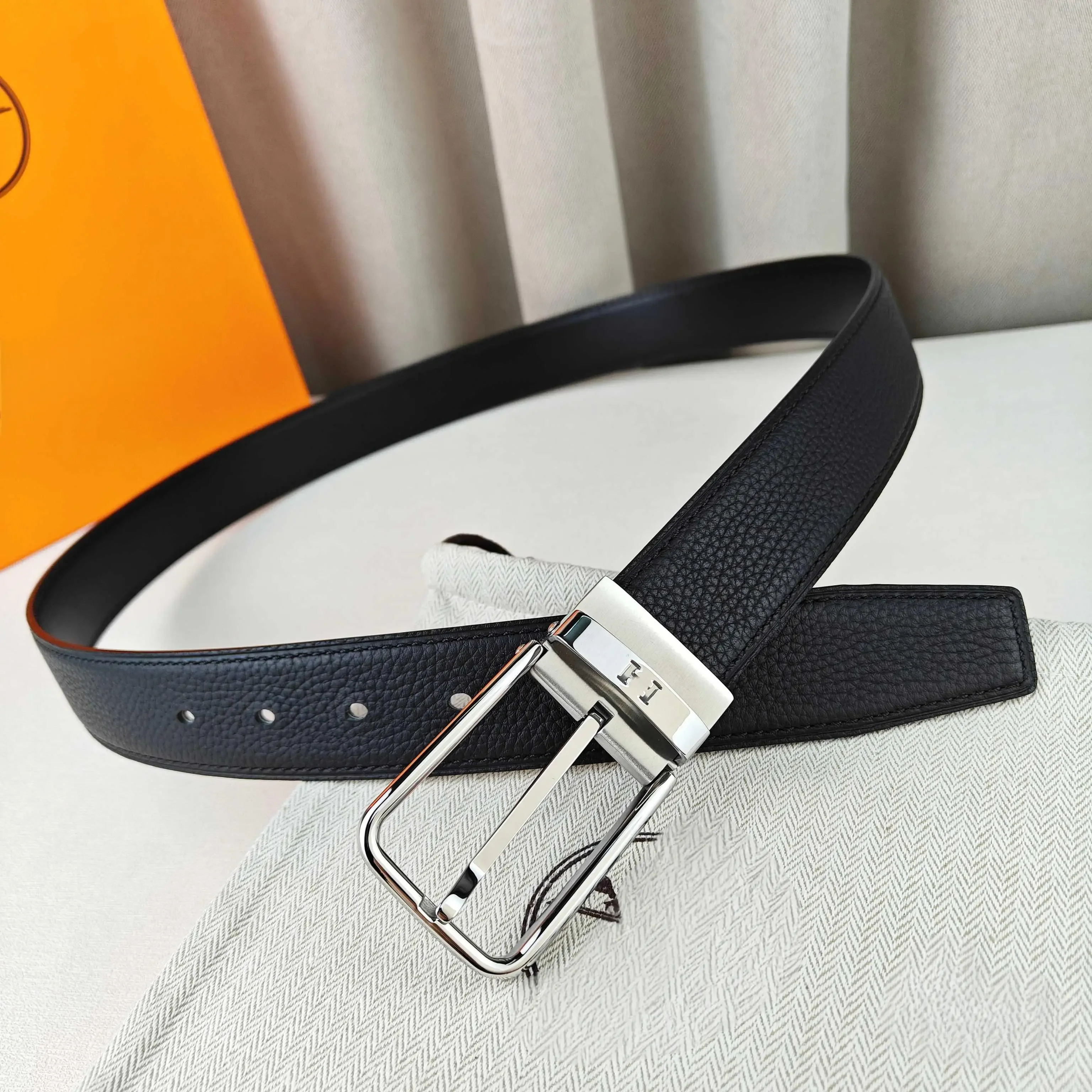Color: Silver - Light Luxury Style Pin Buckle Belt Top Quality First Layer Cowhide Black Lychee Surface Luxury Gift Men's High-end Belt