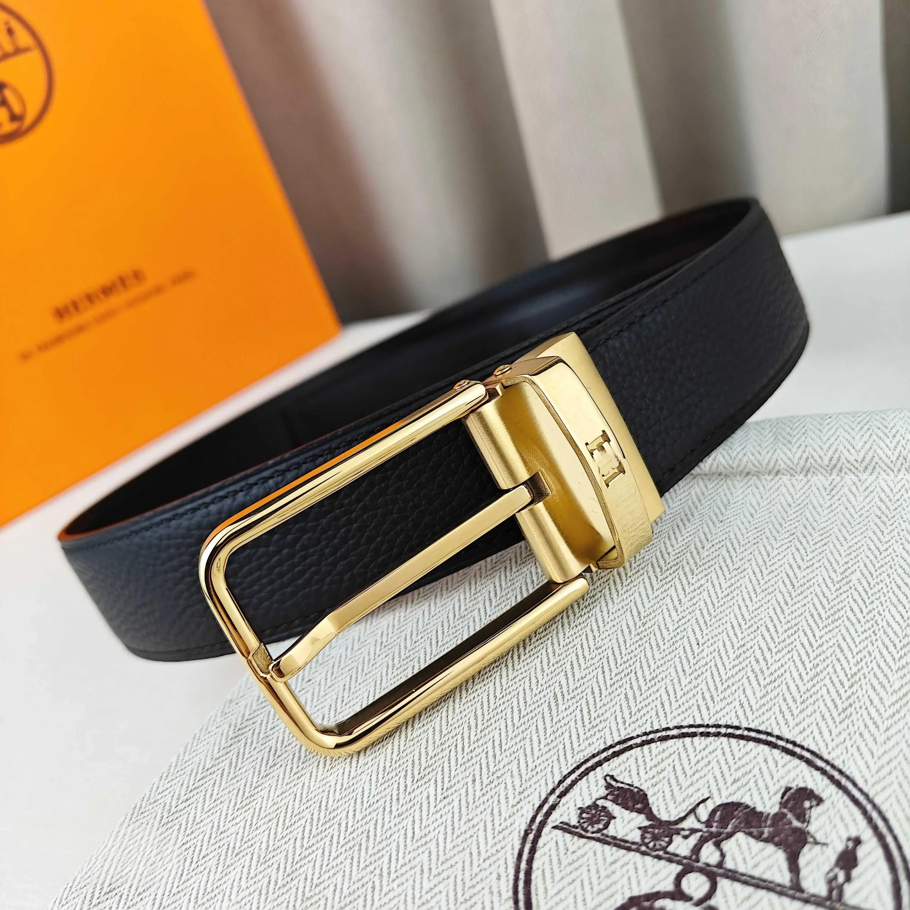 Color: Silver - Light Luxury Style Pin Buckle Belt Top Quality First Layer Cowhide Black Lychee Surface Luxury Gift Men's High-end Belt
