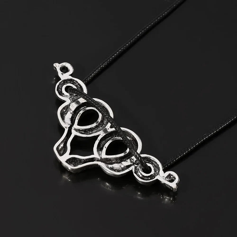 Gothic Vintage Trendy Witch Snake Choker Double Snake Pendent Necklace Fashion Jewelry Accessories Party Gift for Women Men