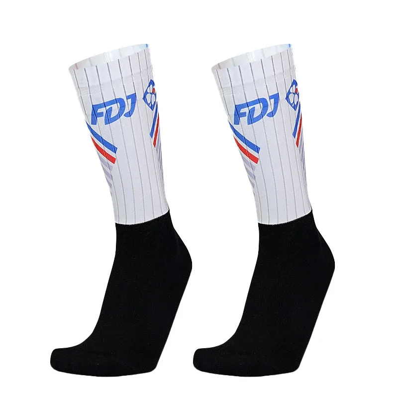 Color: Beige - Pro Bike Team Aero Socks Seamless Anti Slip Road Ride Socks Outdoor Racing Cycling Socks