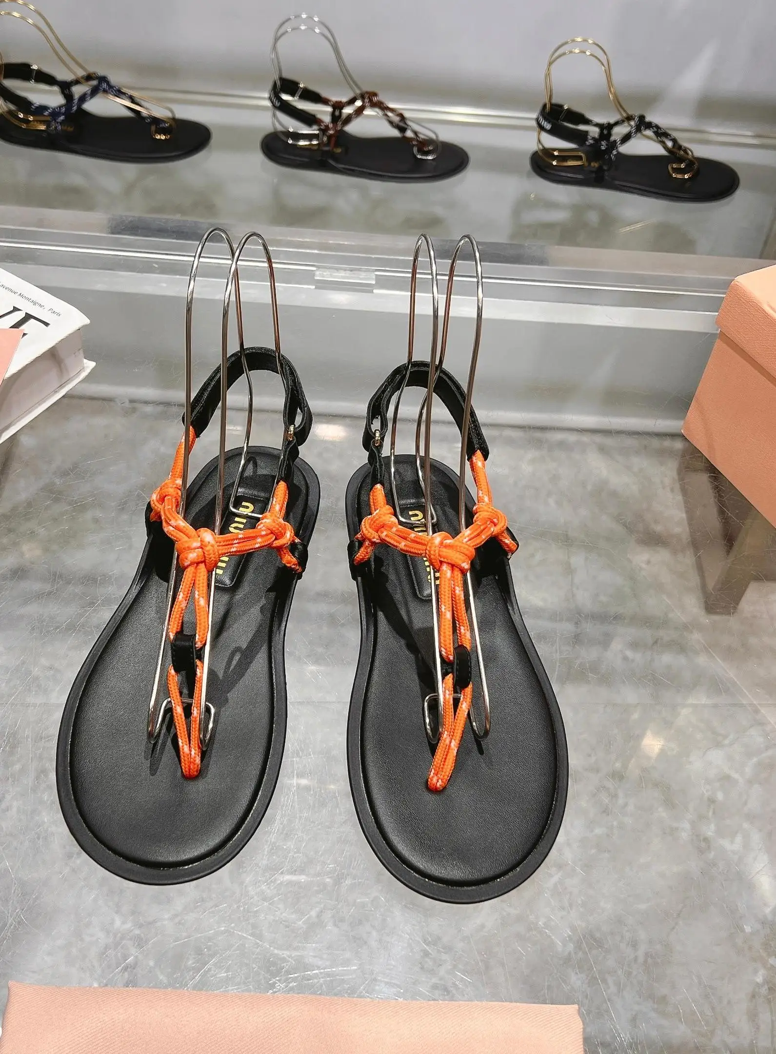Color: Orange, Shoe Size: 39 - Fashionable and cost-effective MIU series 25 new summer products, the world's most popular flip-flops, versatile and trendy