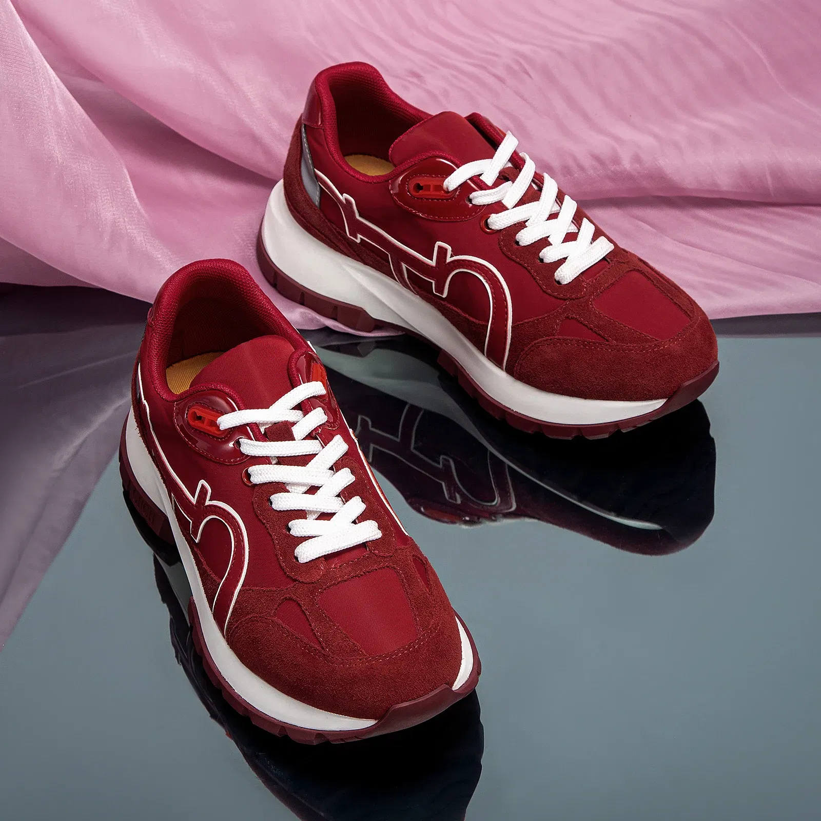 CHCH Women's Casual Shoes 2024 New Wine Red Retro Cow Leather Splicing Design Walking Shoes Skeleton Correction