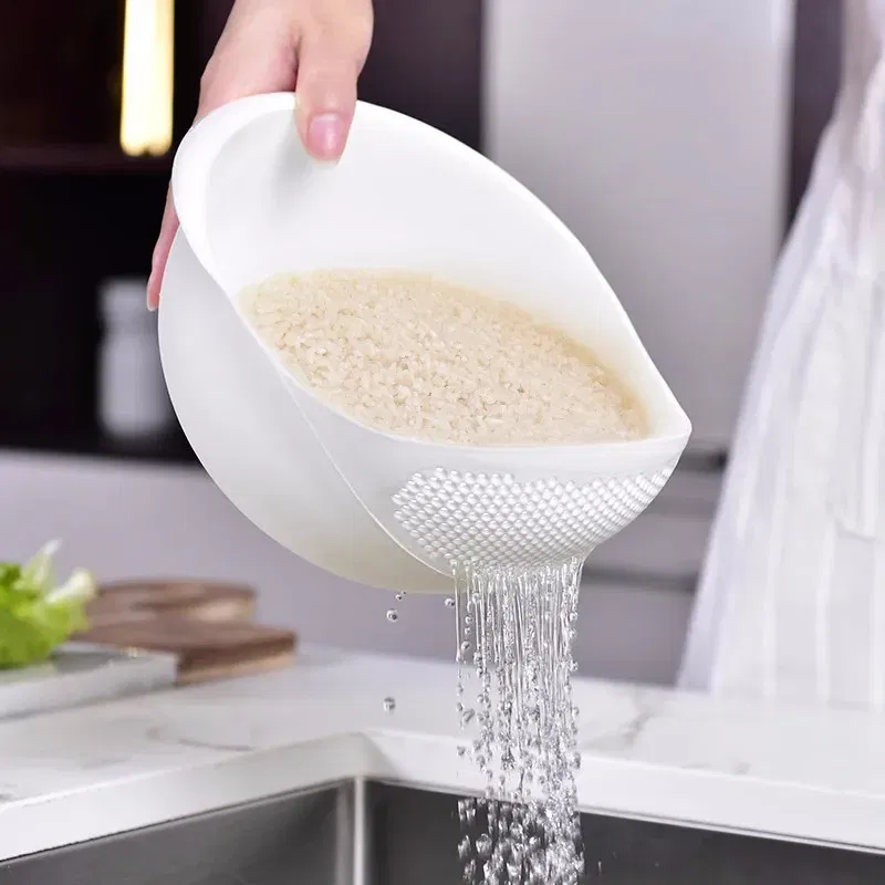 Color: GRAY - Rice Sieve Plastic Colander Kitchen Drain Basket with Handles Rice Bowl Strainer Strainer Basket Sink Drain Kitchen Tools