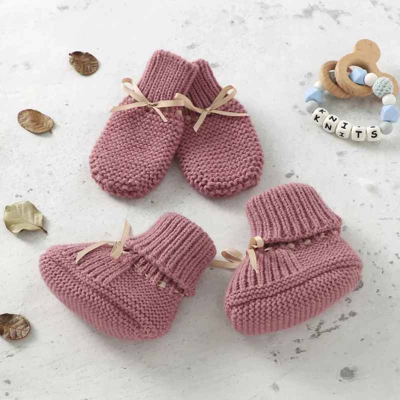 Color: army green, Baby Age: 0-6 Months - Baby Shoes + Gloves Set Knit Newborn Girls Boys Boots Mitten Fashion Butterfly-knot Toddler Infant Slip-On Bed Shoes Hand Made