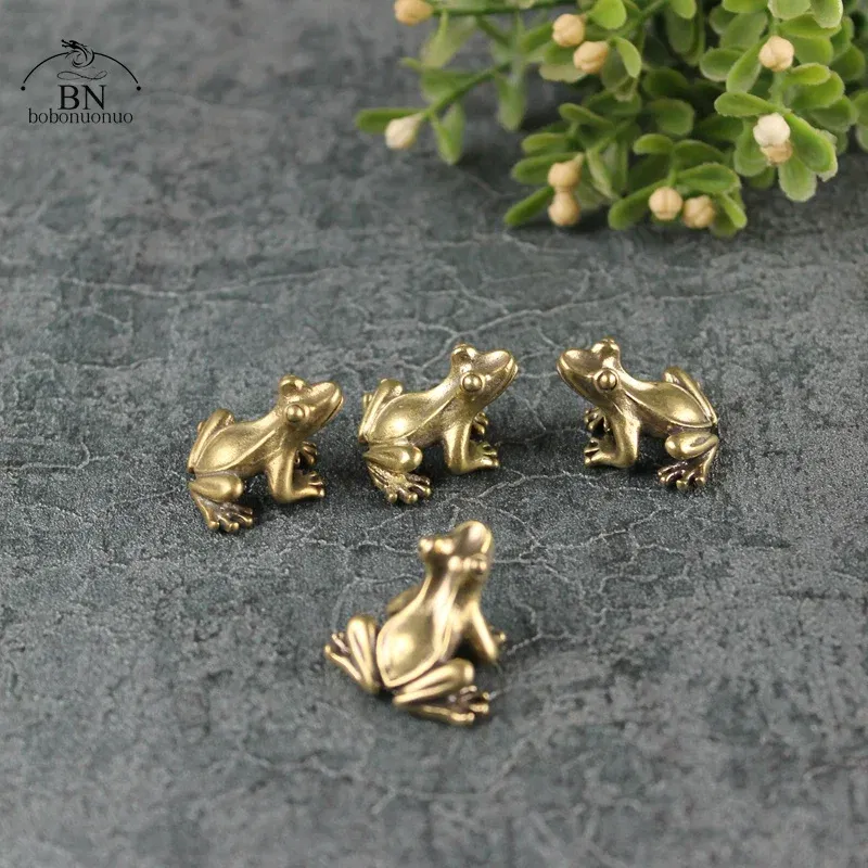 Retro Copper Small Cute Frog Figurines Miniature Desktop Ornament Decorations Accessories Metal Brass Animal Toad Tea Pet Decors