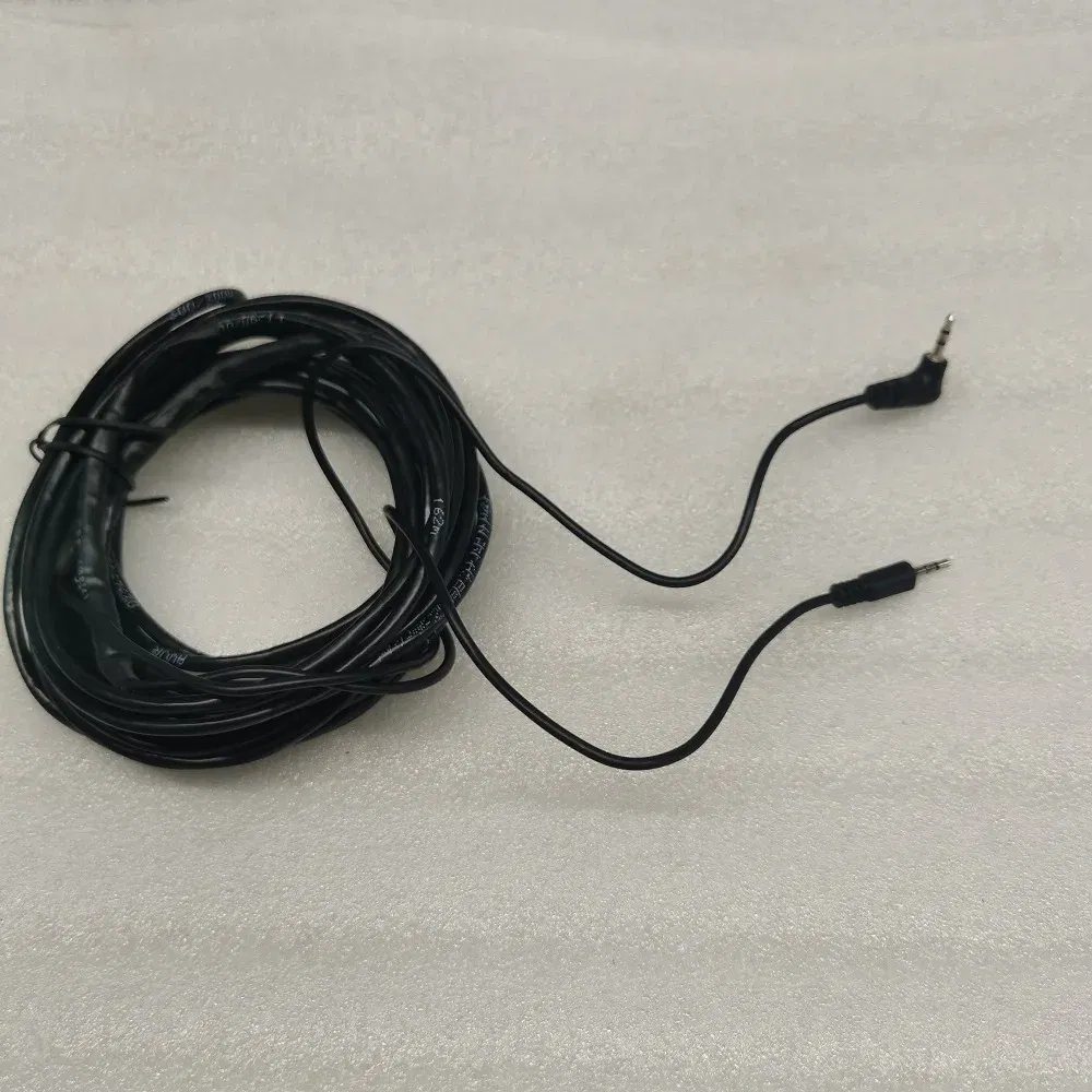 Camcorders Zoom Control Cable  2.5mm Jack At Both Ends Remote Lanc  5m Lenth