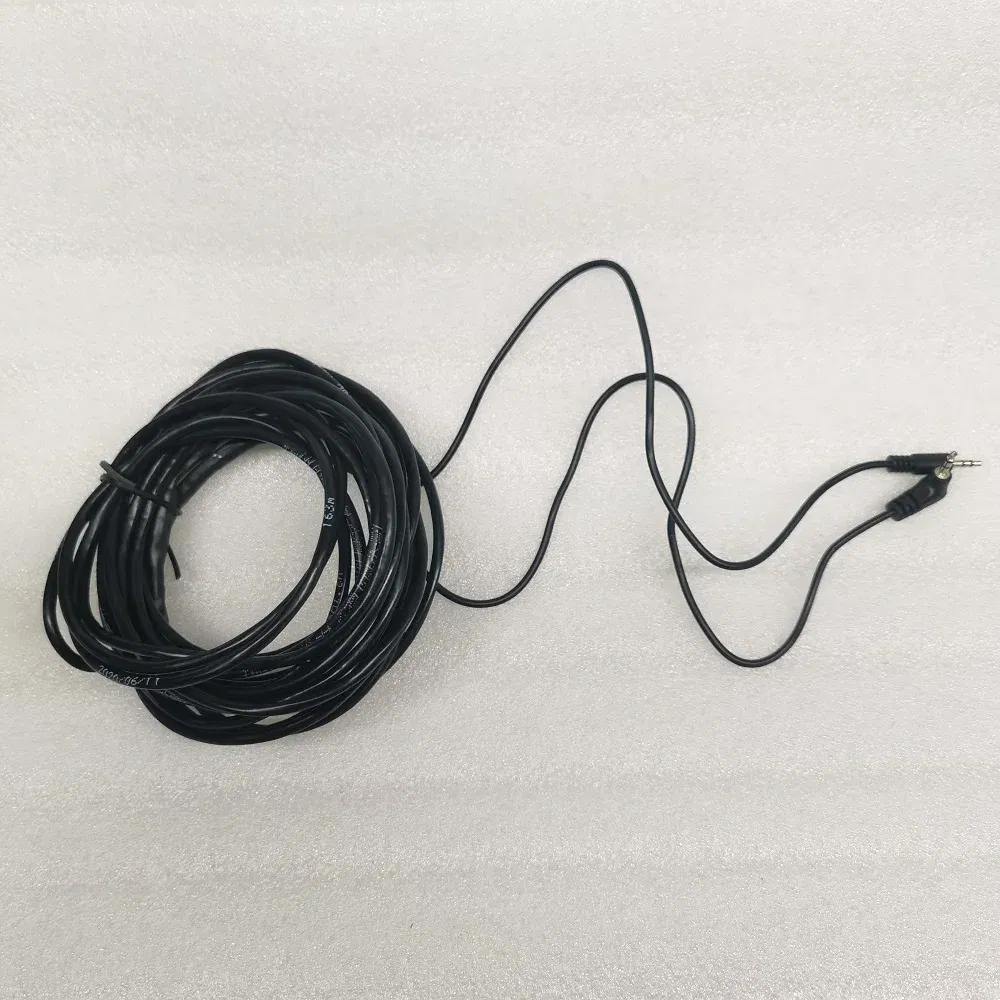 Camcorders Zoom Control Cable  2.5mm Jack At Both Ends Remote Lanc  5m Lenth