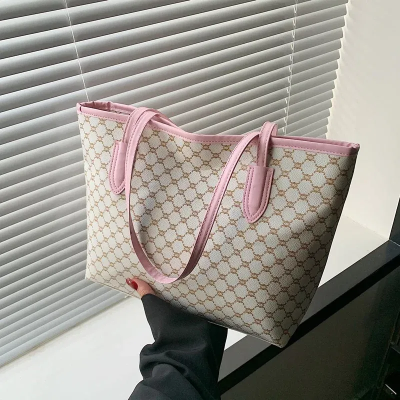 Color: Pink - Fashion Women's Tote Bag Large Capacity Textile Printed Shoulder Bag,Lightweight&Durable with Smooth Zipper for Travel/Daily Use