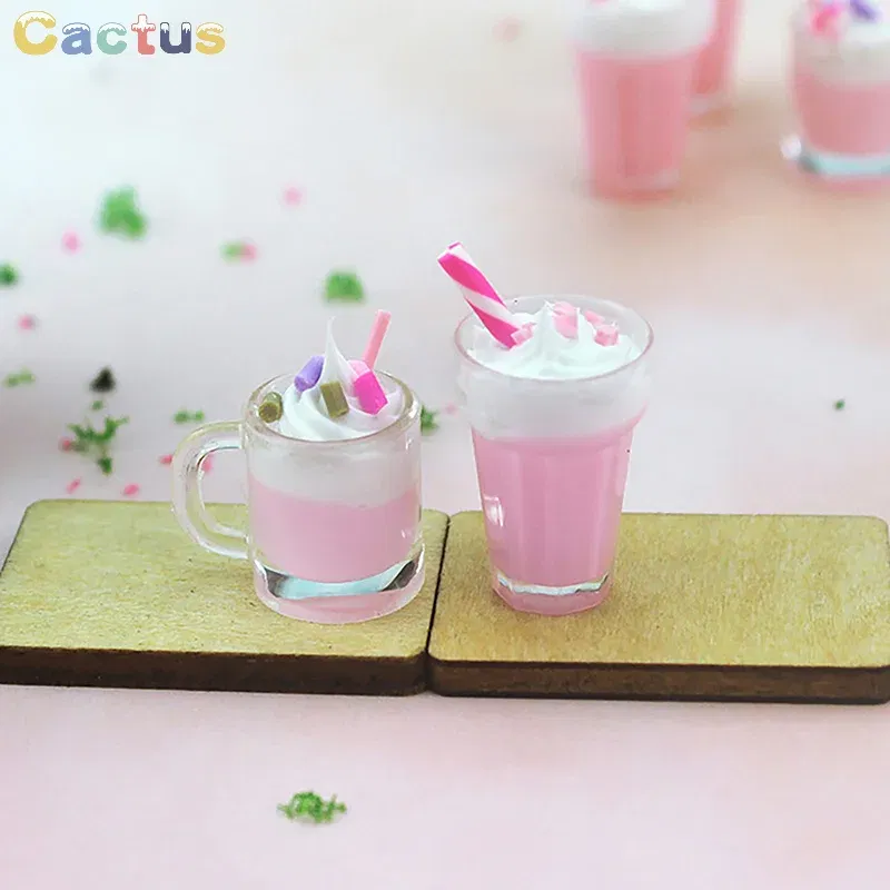 Color: light green - Miniature Toy Cocktail Drinks Doll Toys Dollhouse Accessories Miniature Items For 1:6/1:12 Doll House Kitchen Ornaments