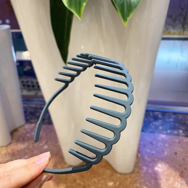 Color: GRAY - Resin Hair Comb Hairbands Hair Accessories Matte Hair Hoop with Teeth Non-slip Head Hoop Frosted Makeup Dressing Thin Headband