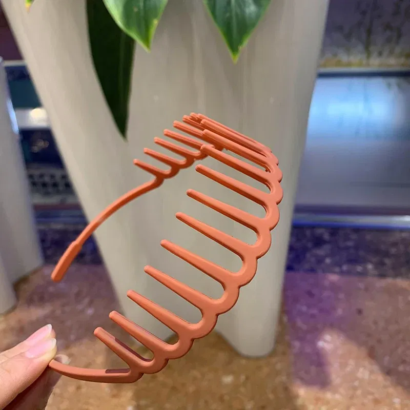 Color: GRAY - Resin Hair Comb Hairbands Hair Accessories Matte Hair Hoop with Teeth Non-slip Head Hoop Frosted Makeup Dressing Thin Headband